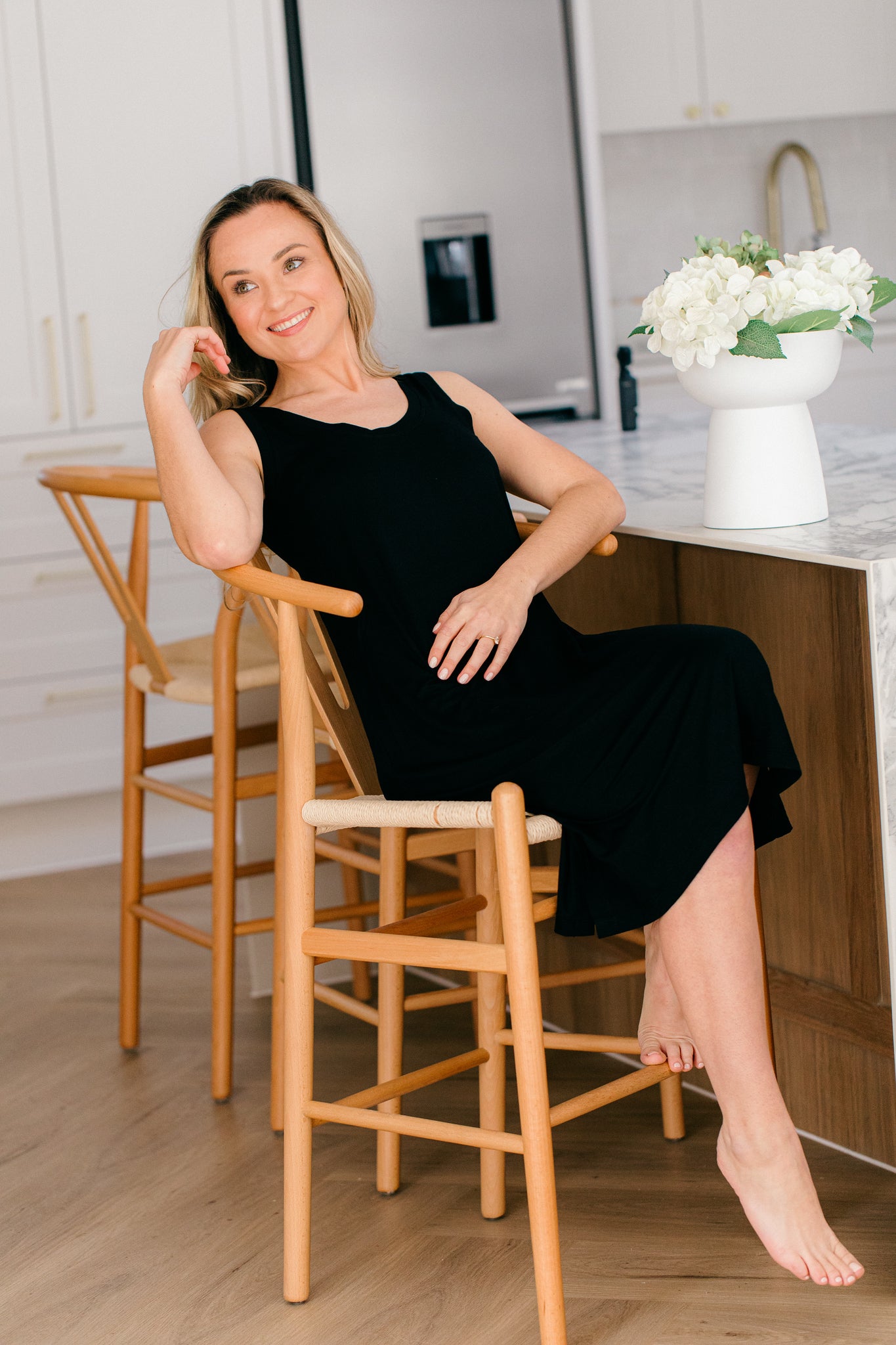 Summer Delight | Sleeveless Sleepshirt | Black
