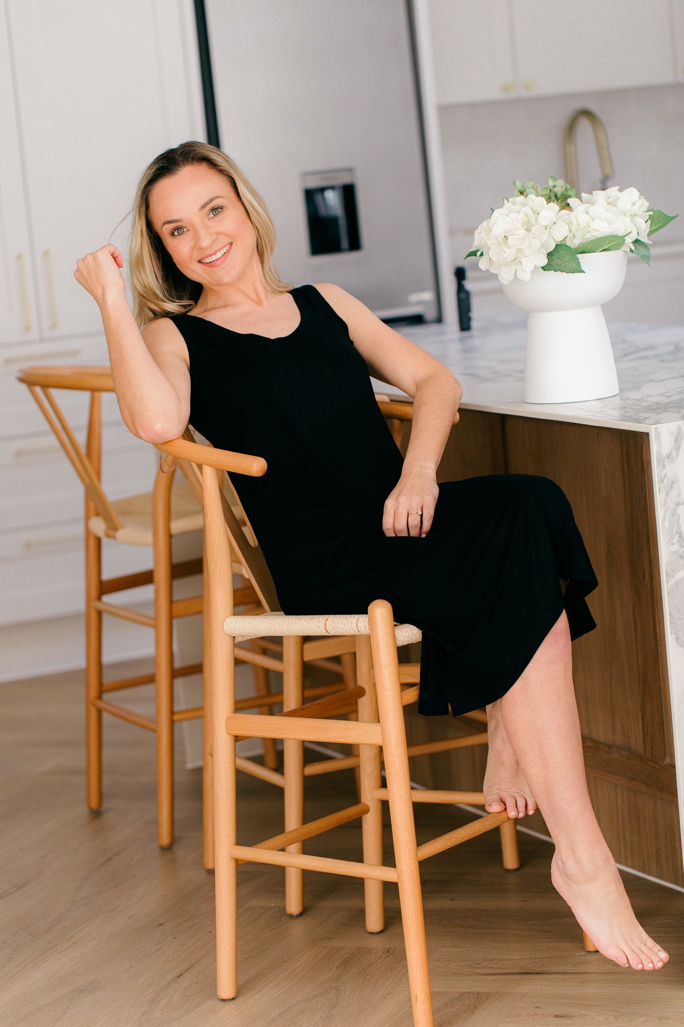 Summer Delight | Sleeveless Sleepshirt | Black