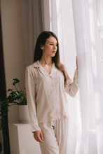 Load image into Gallery viewer, It&#39;s Spring | Classic PJ | Nougat
