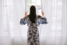 Load image into Gallery viewer, Soft Skies | Kimono | Blue Floral
