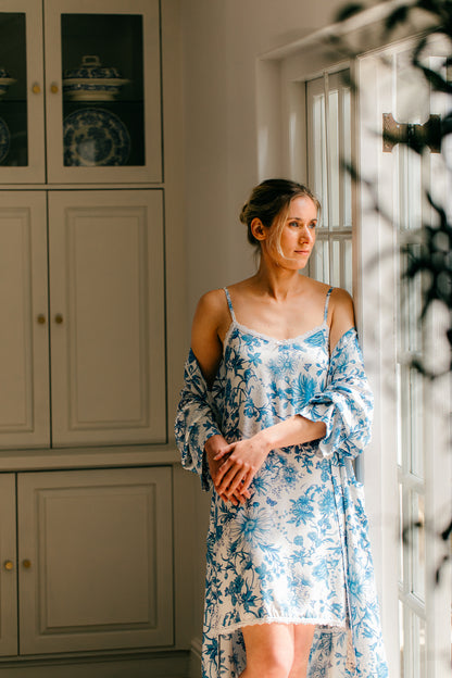 Blooming in Blues | Kimono | Blue Bouquet